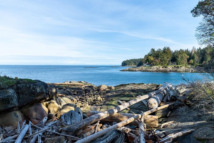 Photo 8 at 581 Bayview Drive, Mayne Island, Islands-Van. & Gulf