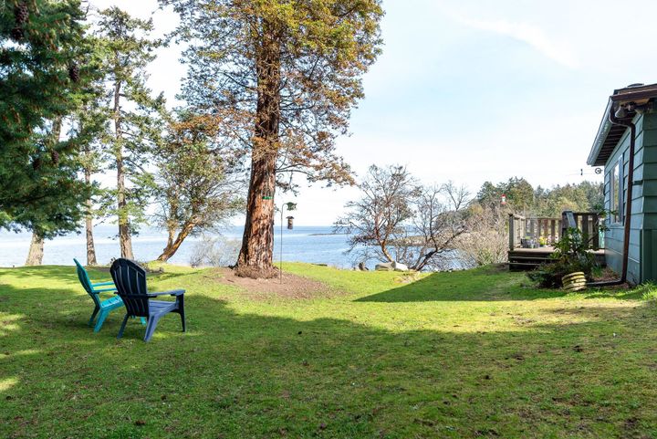 Photo 11 at 581 Bayview Drive, Mayne Island, Islands-Van. & Gulf