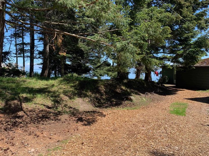 Photo 34 at 581 Bayview Drive, Mayne Island, Islands-Van. & Gulf