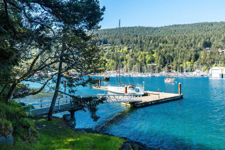 Photo 17 at 6748 Stoney Hill Road, Out of Town Photo 17 at 6748 Stoney Hill Road, Out of Town