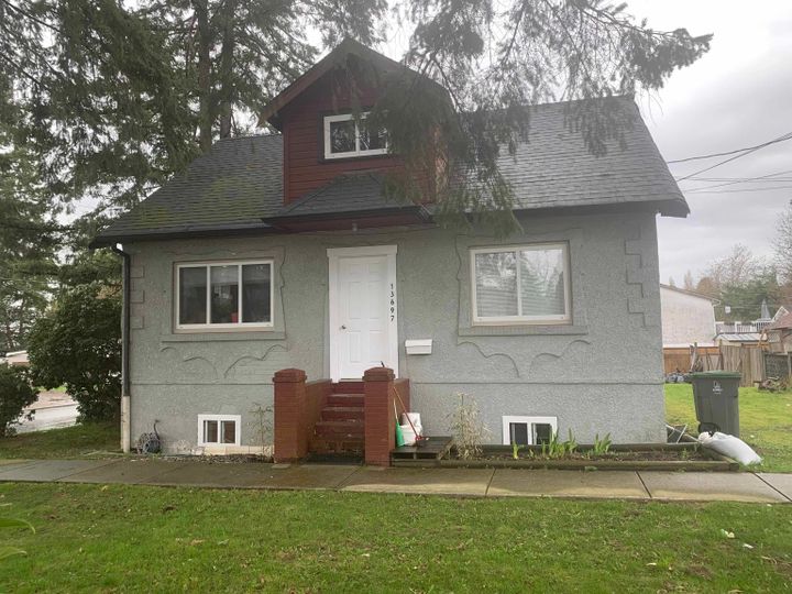 Photo 1 at 13697 Grosvenor Road, Bolivar Heights, North Surrey Photo 1 at 13697 Grosvenor Road, Bolivar Heights, North Surrey