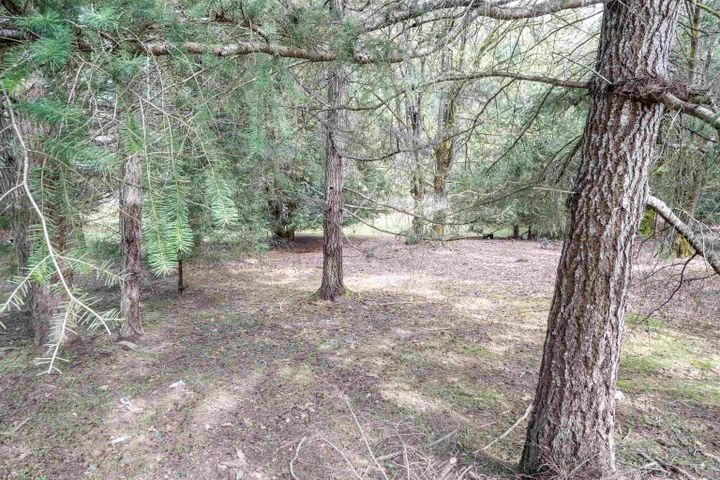 Photo 9 at 548 Dalton Drive, Mayne Island, Islands-Van. & Gulf Photo 9 at 548 Dalton Drive, Mayne Island, Islands-Van. & Gulf
