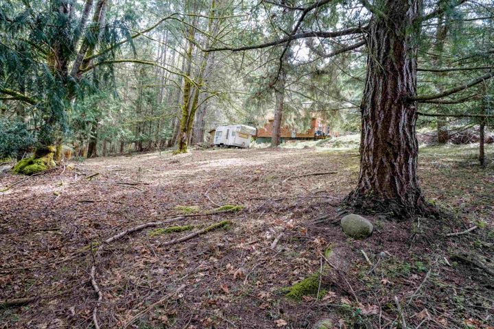 Photo 11 at 548 Dalton Drive, Mayne Island, Islands-Van. & Gulf Photo 11 at 548 Dalton Drive, Mayne Island, Islands-Van. & Gulf