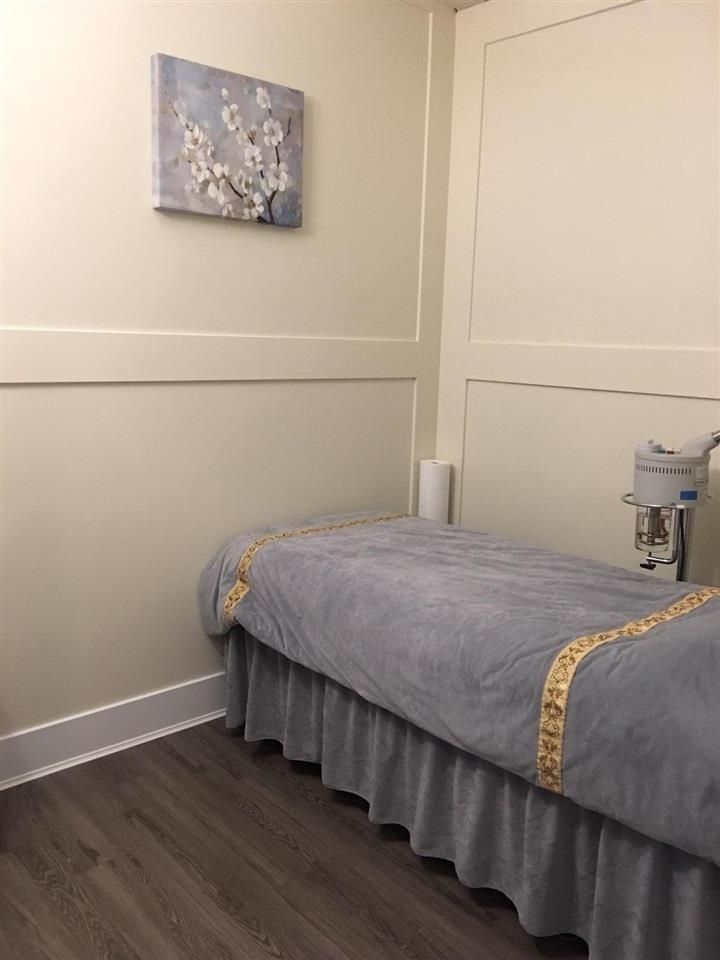 Photo 3 at 2692 W 4th Avenue, Kitsilano, Vancouver West