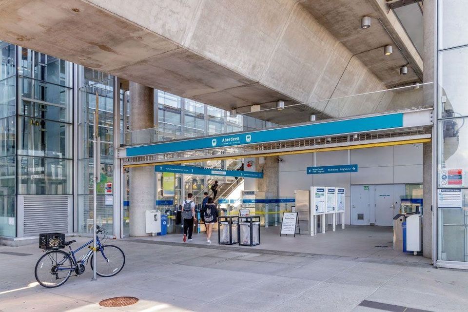 Photo 17 at 2305 - 4000 No. 3 Road, West Cambie, Richmond