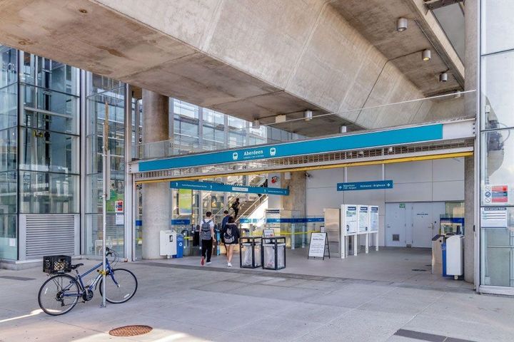 Photo 17 at 2305 - 4000 No. 3 Road, West Cambie, Richmond