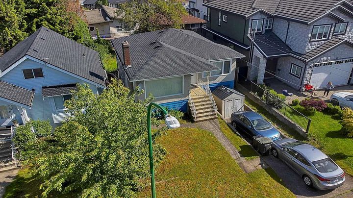Photo 5 at 3723 Price Street, Central Park BS, Burnaby South Photo 5 at 3723 Price Street, Central Park BS, Burnaby South
