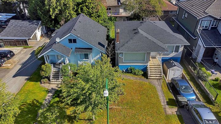 Photo 6 at 3723 Price Street, Central Park BS, Burnaby South Photo 6 at 3723 Price Street, Central Park BS, Burnaby South