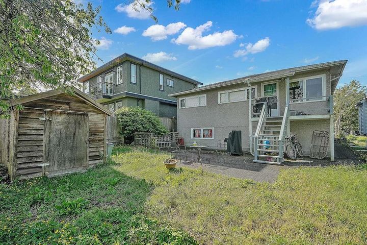 Photo 10 at 3723 Price Street, Central Park BS, Burnaby South Photo 10 at 3723 Price Street, Central Park BS, Burnaby South