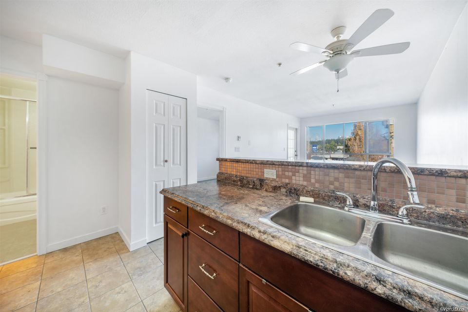 Photo 19 at 304 - 5520 Joyce Street, Killarney VE, Vancouver East