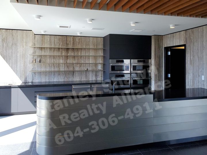 Photo 12 at 650 - 320 Granville Street, Downtown VW, Vancouver West