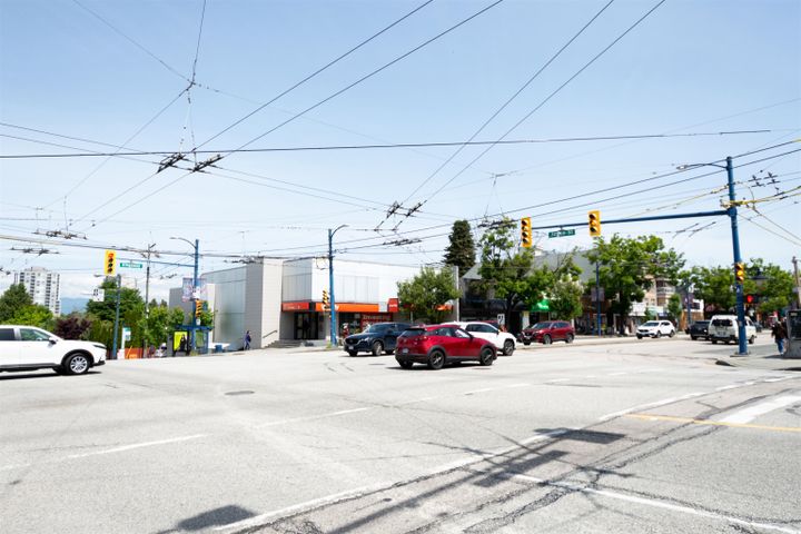 Photo 6 at 208 - 5520 Joyce Street, Collingwood VE, Vancouver East Photo 6 at 208 - 5520 Joyce Street, Collingwood VE, Vancouver East