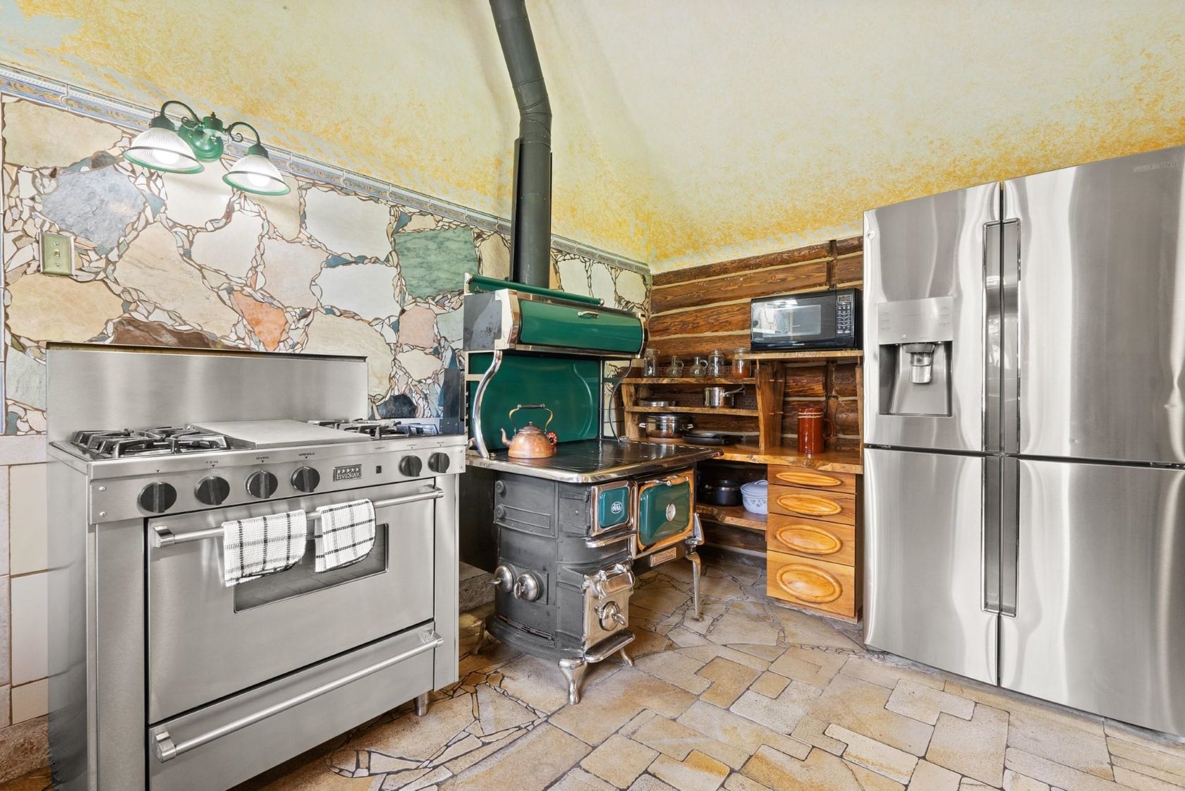 Photo 8 at 20100 Highline Road, D'Arcy, Pemberton Photo 8 at 20100 Highline Road, D'Arcy, Pemberton