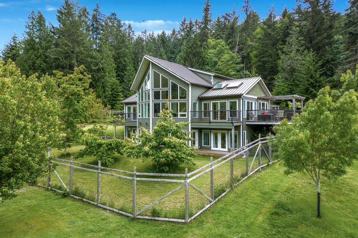 Photo 3 at 360 Merryman Drive, Mayne Island, Islands-Van. & Gulf