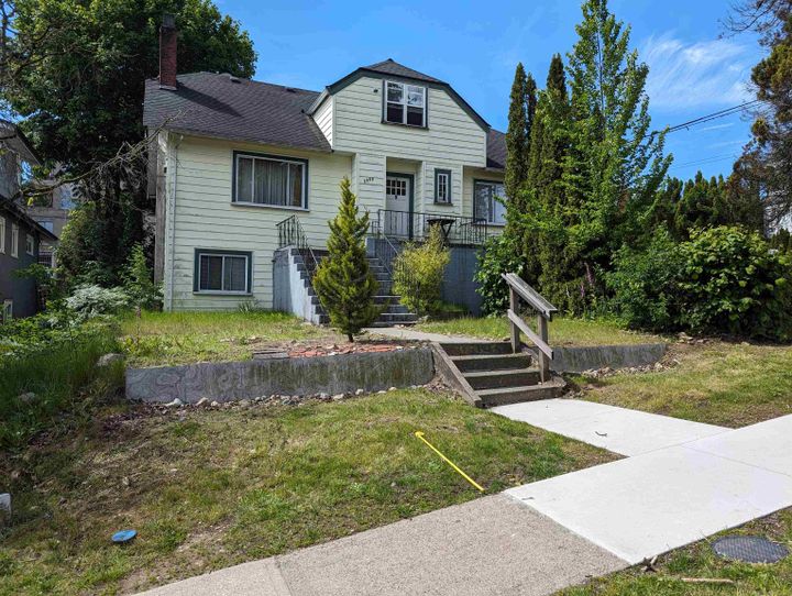 Photo 2 at 3594 W King Edward Avenue, Dunbar, Vancouver West Photo 2 at 3594 W King Edward Avenue, Dunbar, Vancouver West
