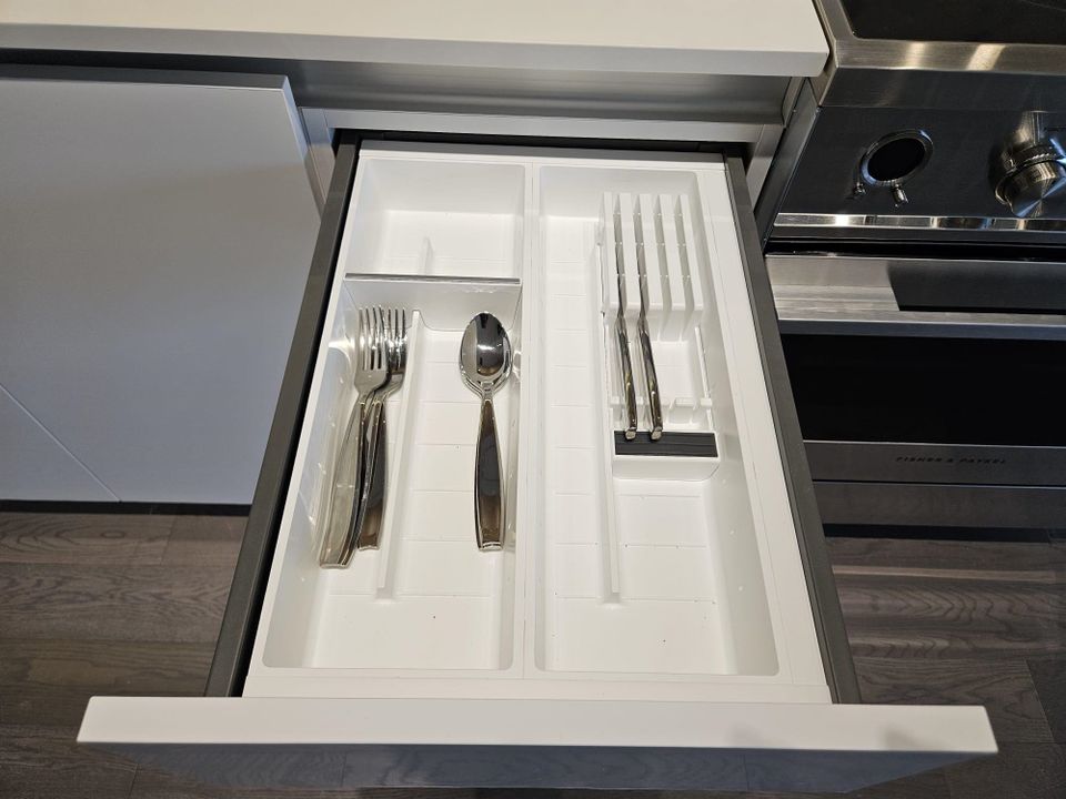 Photo 9 at 21 - 4337 Boundary Road, Hamilton RI, Richmond