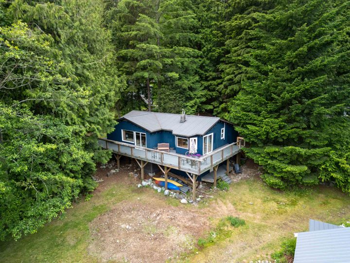 Photo 5 at 22 Brighton Beach, Northlands, North Vancouver Photo 5 at 22 Brighton Beach, Northlands, North Vancouver