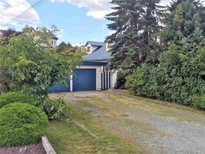 Photo 2 at 12101 Fletcher Street, East Central, Maple Ridge Photo 2 at 12101 Fletcher Street, East Central, Maple Ridge