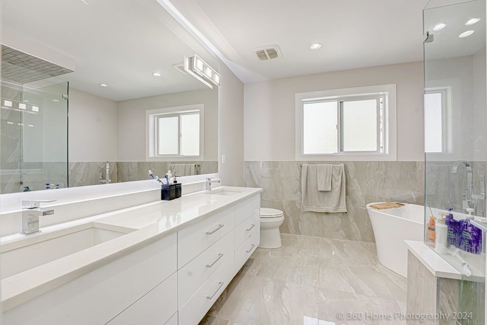 Photo 13 at 9093 Buchanan Place, Queen Mary Park Surrey, Surrey