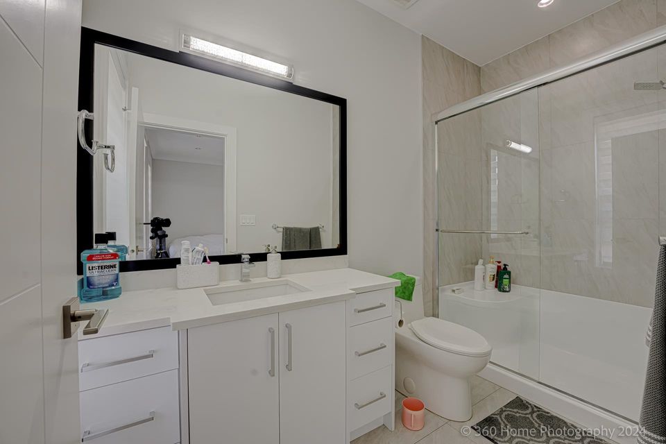 Photo 17 at 9093 Buchanan Place, Queen Mary Park Surrey, Surrey