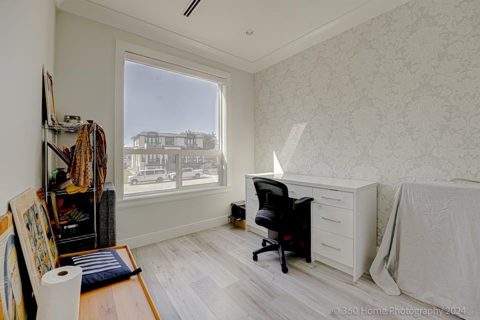 Photo 18 at 9093 Buchanan Place, Queen Mary Park Surrey, Surrey