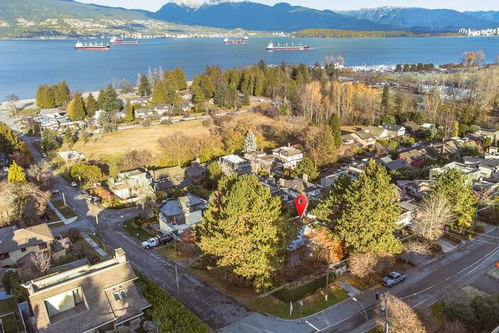 Photo 1 at 4489 W 2nd Avenue, Point Grey, Vancouver West Photo 1 at 4489 W 2nd Avenue, Point Grey, Vancouver West