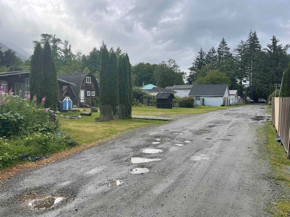 Photo 8 at 38024 Sixth Avenue, Downtown SQ, Squamish