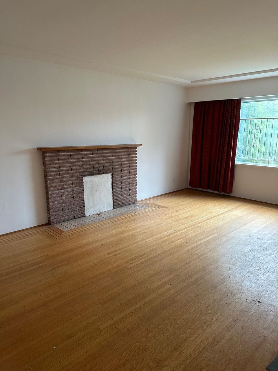 Photo 9 at 1929 E Broadway, Grandview Woodland, Vancouver East