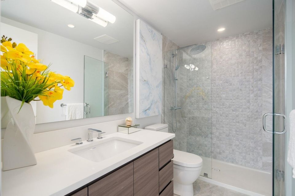 Photo 7 at 1005 - 6833 Buswell Street, Brighouse, Richmond