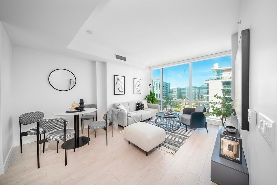 1706 - 6833 Buswell Street1