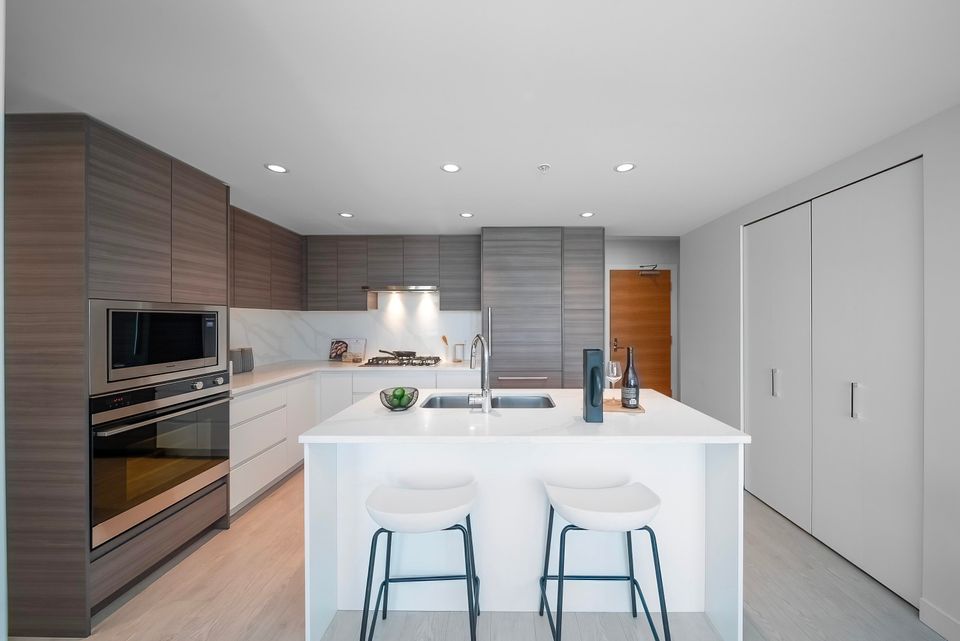 Photo 11 at 1706 - 6833 Buswell Street, Brighouse, Richmond