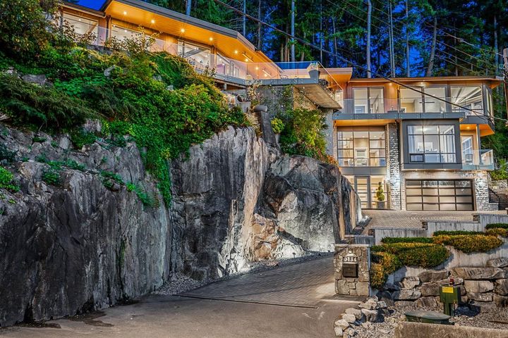 Photo 4 at 5134 Pitcairn Place, Caulfeild, West Vancouver Photo 4 at 5134 Pitcairn Place, Caulfeild, West Vancouver