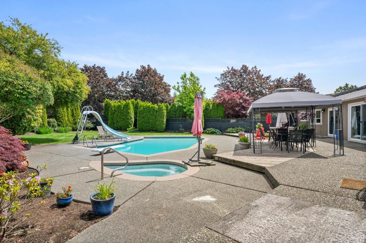 Photo 24 at 382 194 Street, Hazelmere, South Surrey White Rock Photo 24 at 382 194 Street, Hazelmere, South Surrey White Rock