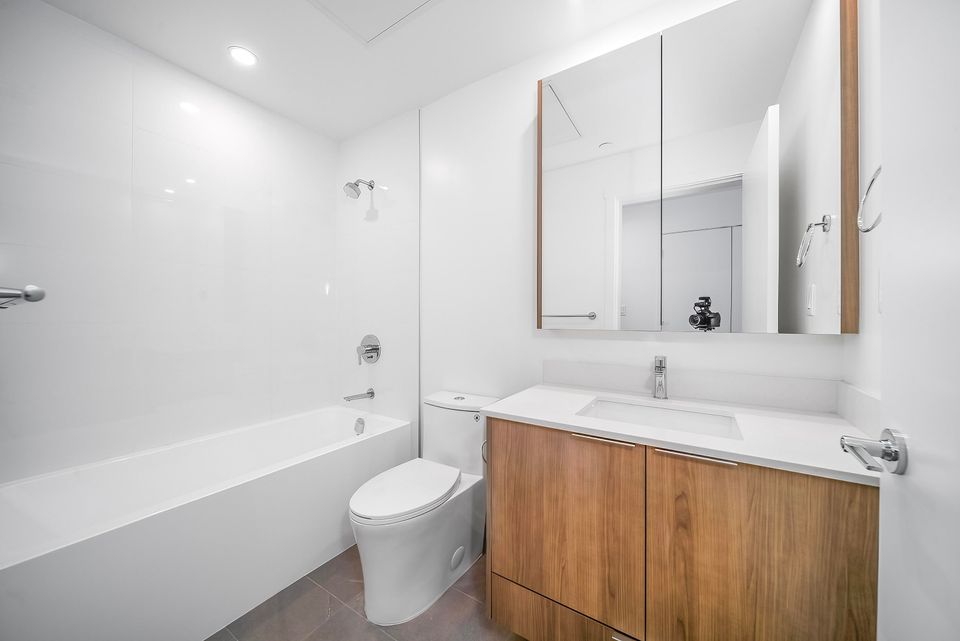 Photo 17 at 520 - 13968 Laurel Drive, Whalley, North Surrey