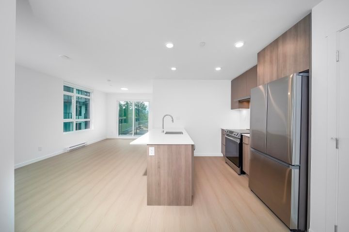 Photo 5 at 520 - 13968 Laurel Drive, Whalley, North Surrey Photo 5 at 520 - 13968 Laurel Drive, Whalley, North Surrey