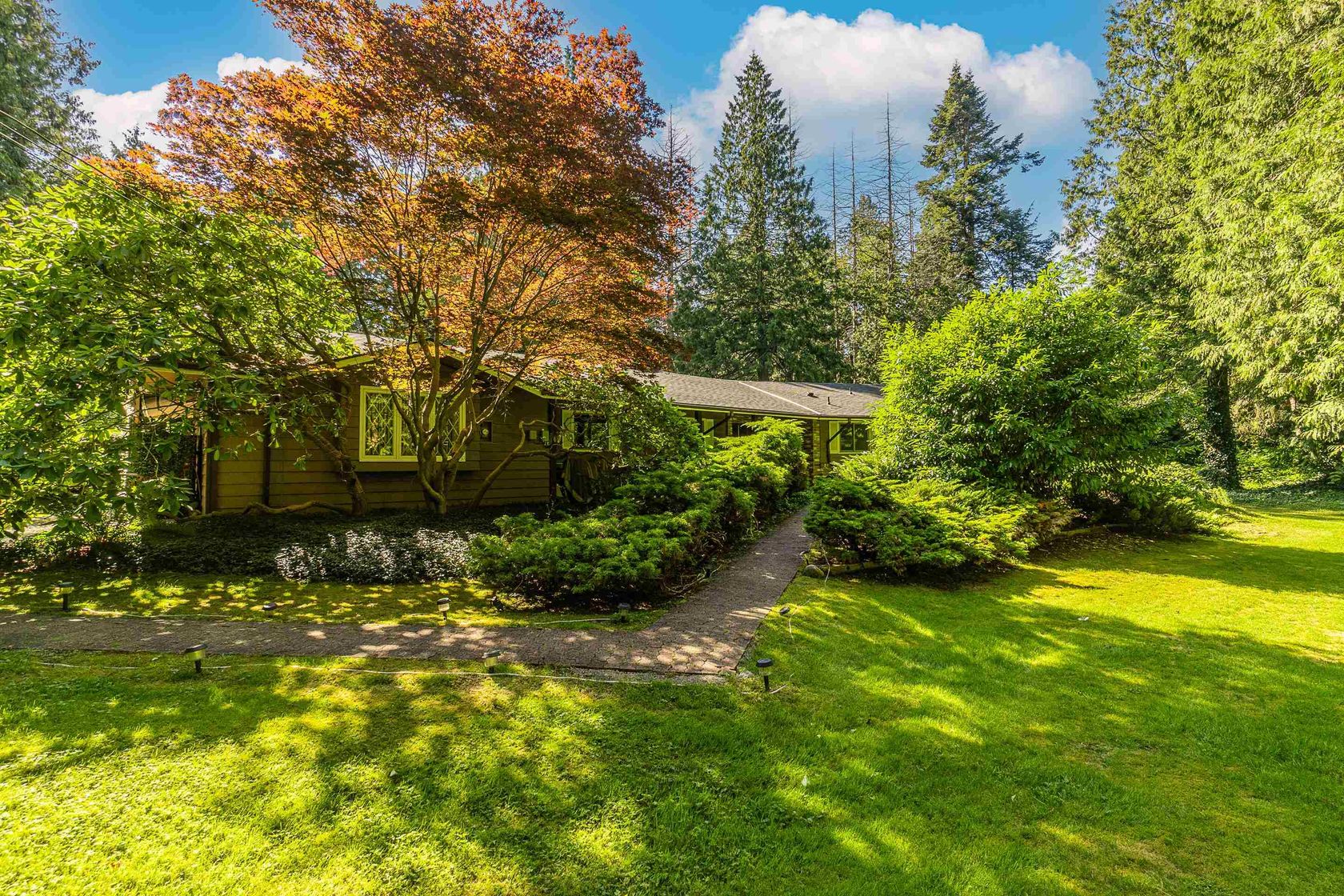 Photo 12 at 13425 Woodcrest Drive, Elgin Chantrell, South Surrey White Rock Photo 12 at 13425 Woodcrest Drive, Elgin Chantrell, South Surrey White Rock