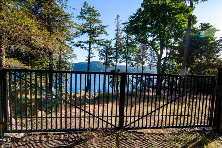 Photo 37 at 7911 Bedwell Drive, Pender Island, Islands-Van. & Gulf Photo 37 at 7911 Bedwell Drive, Pender Island, Islands-Van. & Gulf