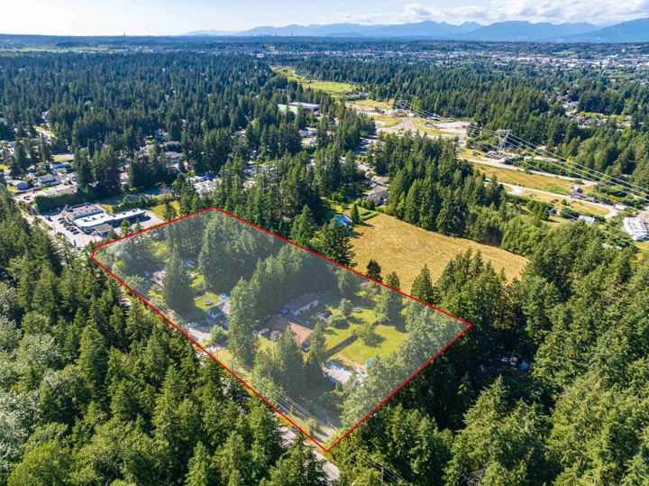 Photo 12 at 20877 40 Avenue, Brookswood Langley, Langley Photo 12 at 20877 40 Avenue, Brookswood Langley, Langley