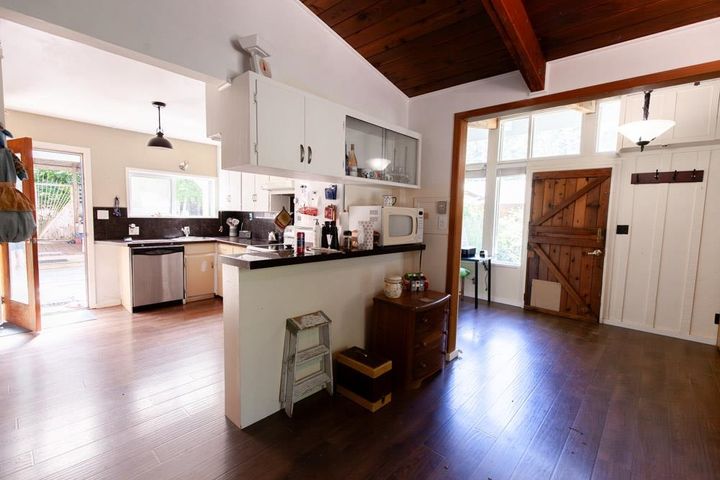 Photo 11 at 370 Maple Drive, Mayne Island, Islands-Van. & Gulf Photo 11 at 370 Maple Drive, Mayne Island, Islands-Van. & Gulf