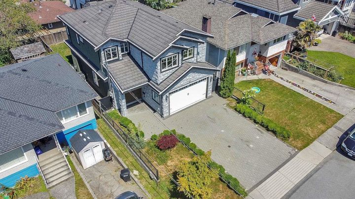 Photo 8 at 3727 Price Street, Central Park BS, Burnaby South Photo 8 at 3727 Price Street, Central Park BS, Burnaby South