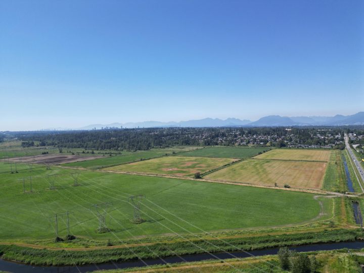 Photo 11 at 6859 168 Street, Cloverdale BC, Cloverdale Photo 11 at 6859 168 Street, Cloverdale BC, Cloverdale