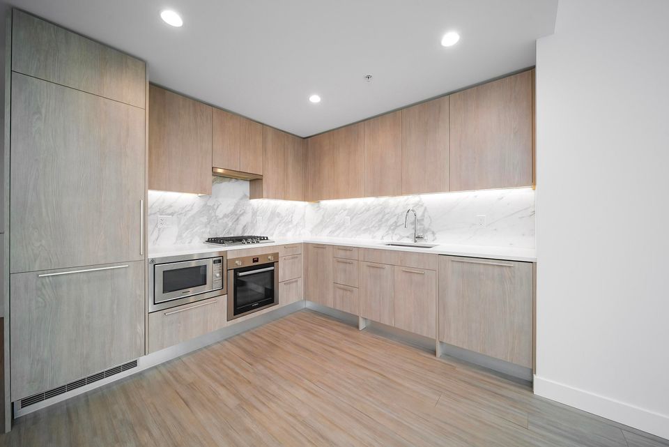 Photo 16 at 502 - 6398 Silver Avenue, Metrotown, Burnaby South Photo 16 at 502 - 6398 Silver Avenue, Metrotown, Burnaby South