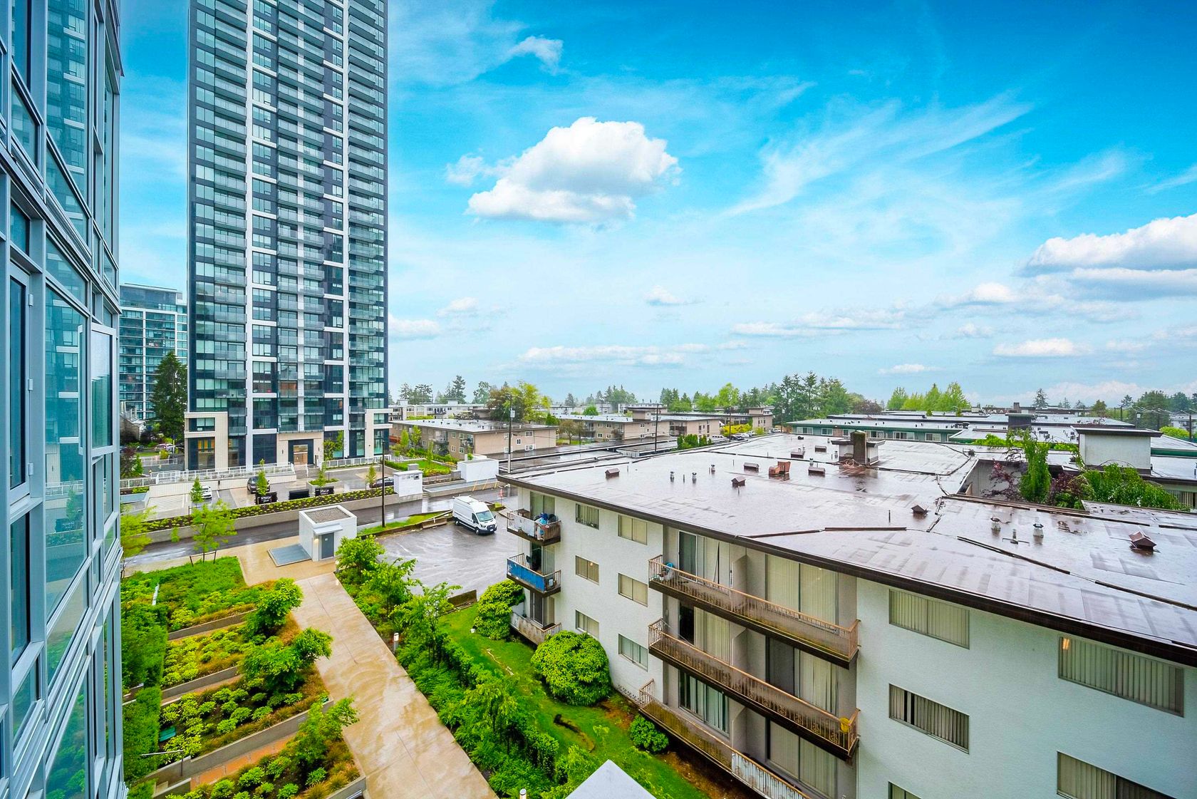 Photo 5 at 502 - 6398 Silver Avenue, Metrotown, Burnaby South Photo 5 at 502 - 6398 Silver Avenue, Metrotown, Burnaby South