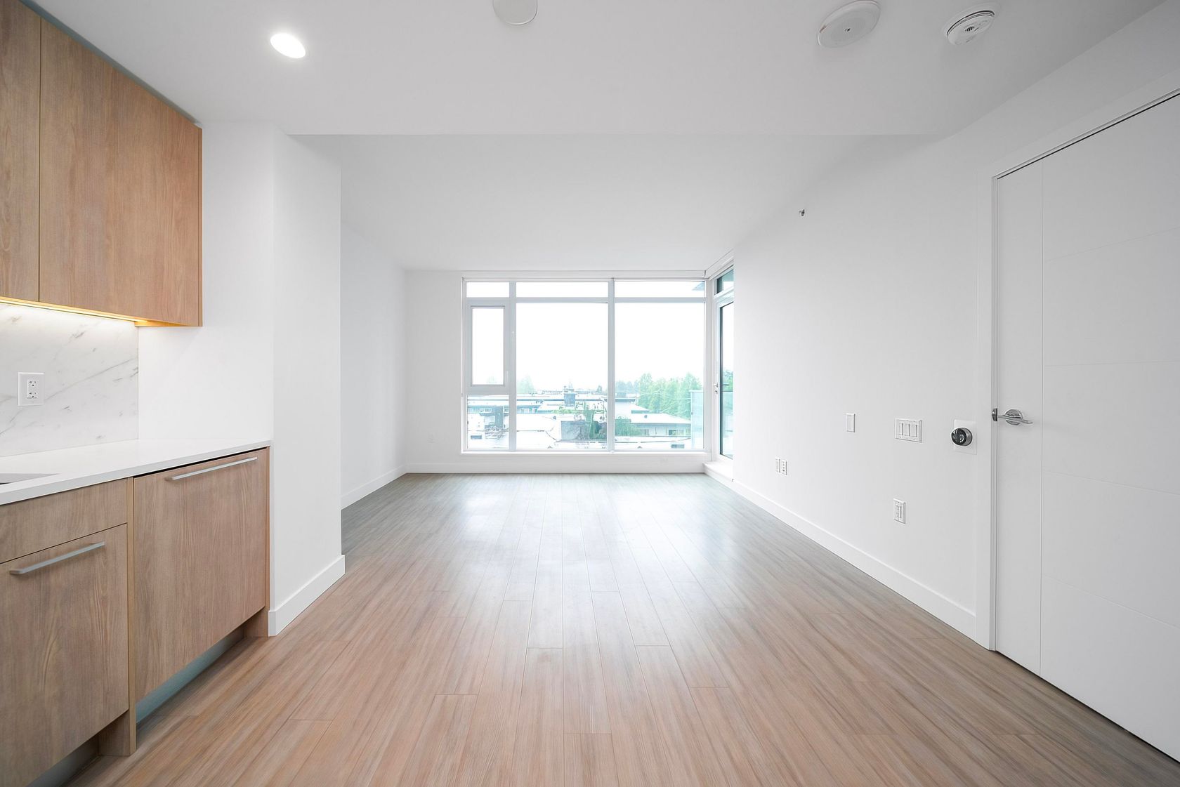 Photo 11 at 502 - 6398 Silver Avenue, Metrotown, Burnaby South Photo 11 at 502 - 6398 Silver Avenue, Metrotown, Burnaby South