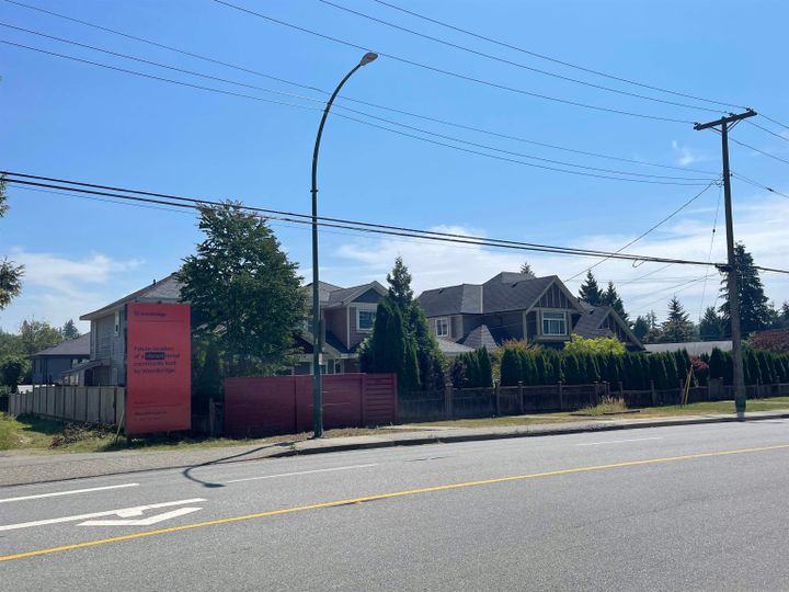 Photo 1 at 943 Robinson Street, Coquitlam West, Coquitlam Photo 1 at 943 Robinson Street, Coquitlam West, Coquitlam