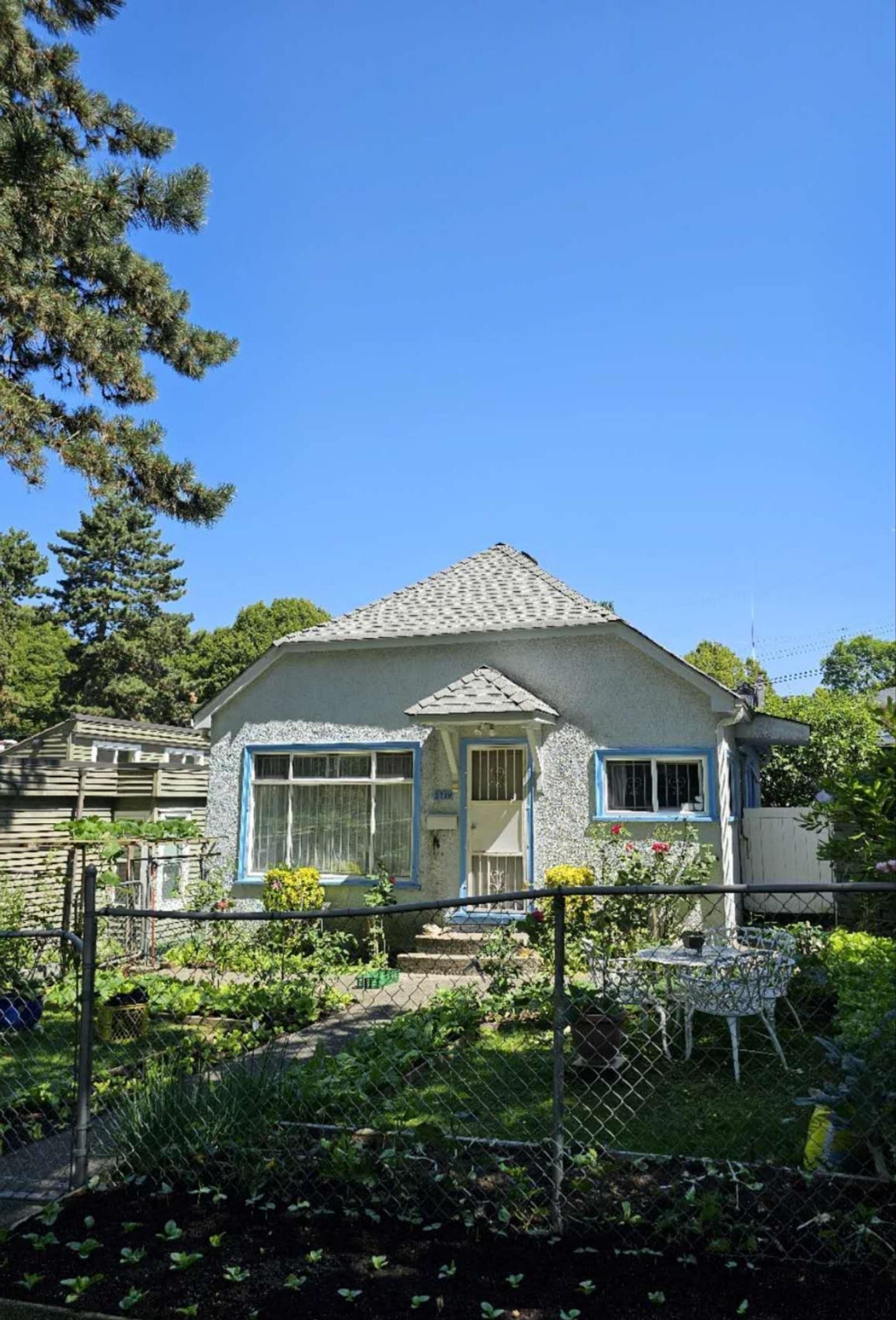 2719 Duke Street, Collingwood VE, Vancouver East photo number 2 2719 Duke Street, Collingwood VE, Vancouver East photo number 2