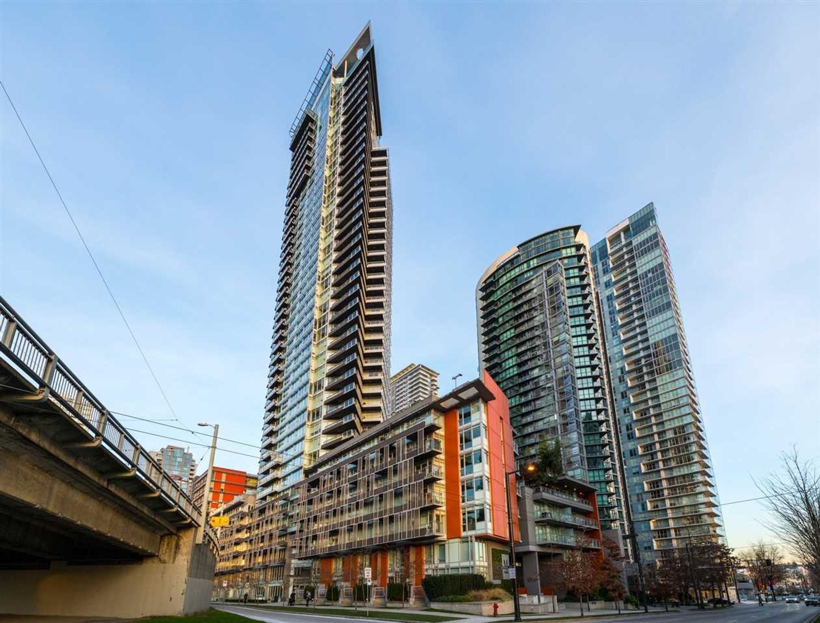 1805 - 1372 Seymour Street, Yaletown North (Downtown VW), Vancouver West photo number 2 1805 - 1372 Seymour Street, Yaletown North (Downtown VW), Vancouver West photo number 2