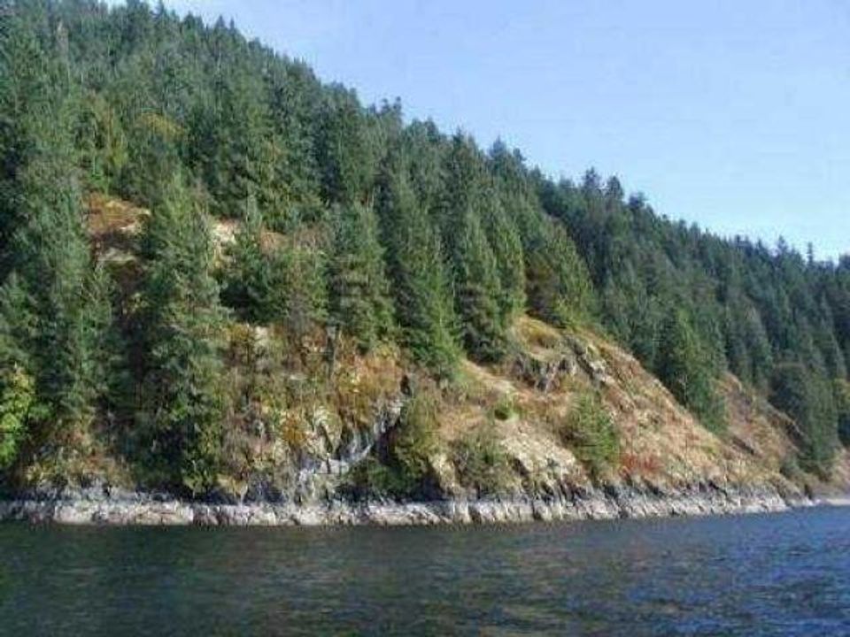 Photo 13 at 3 Indian Arm, Belcarra, Port Moody Photo 13 at 3 Indian Arm, Belcarra, Port Moody