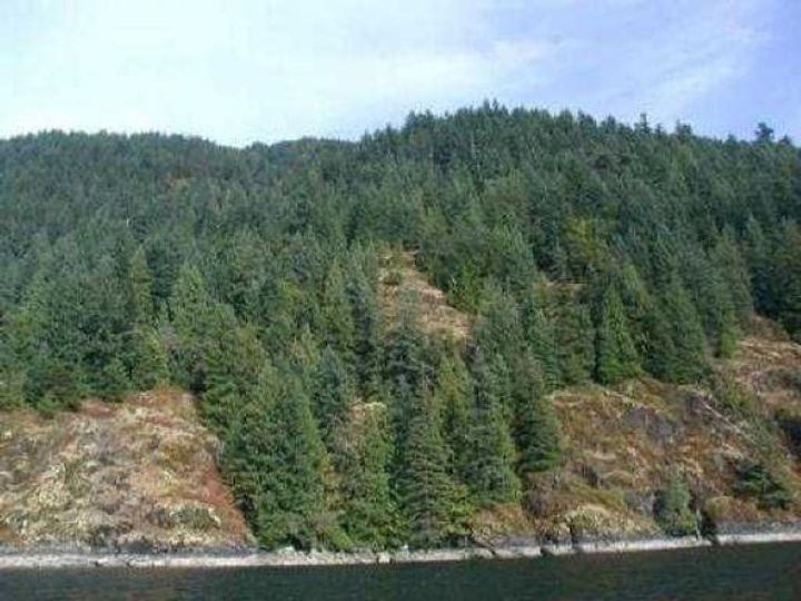 Photo 11 at 3 Indian Arm, Belcarra, Port Moody Photo 11 at 3 Indian Arm, Belcarra, Port Moody