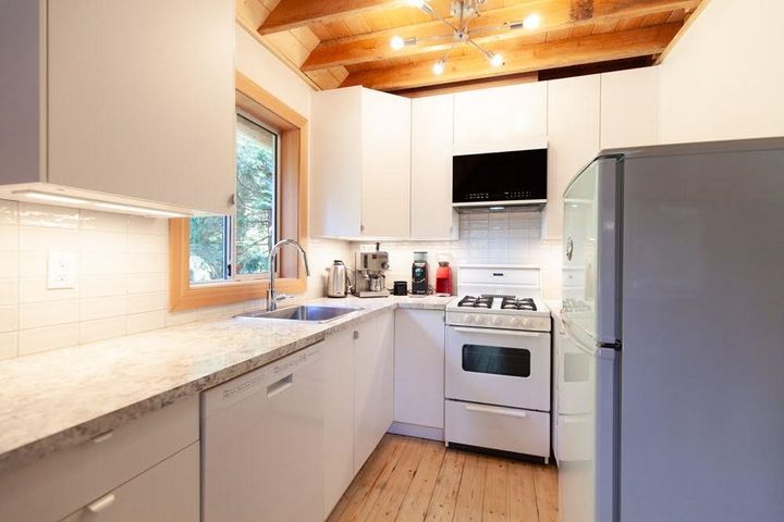 Photo 10 at 216 Georgina Point Road, Mayne Island, Islands-Van. & Gulf